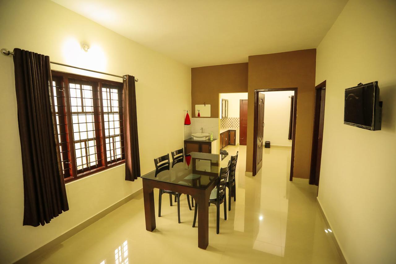Kananam Retrteat Hotel Todupulai Luaran gambar